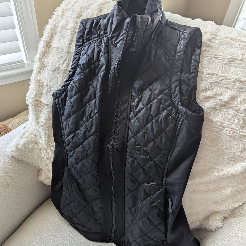 Athleta Black Quilted Vest XSP